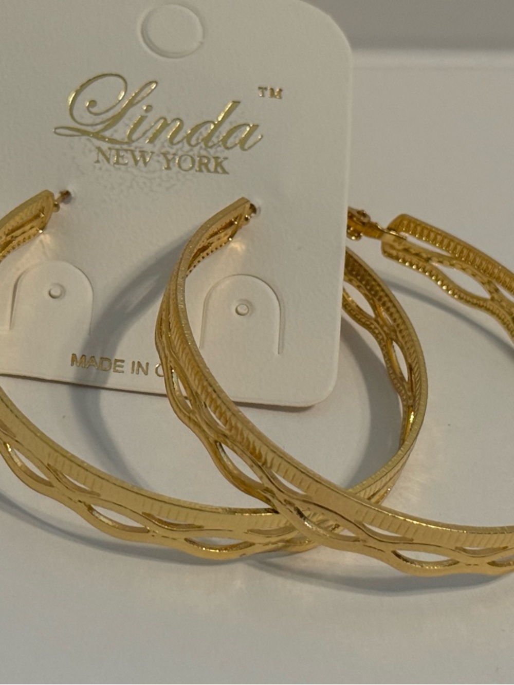 Linda of New York Twisted Hoop Earring Set - Silver & Gold - Picture 7 of 10